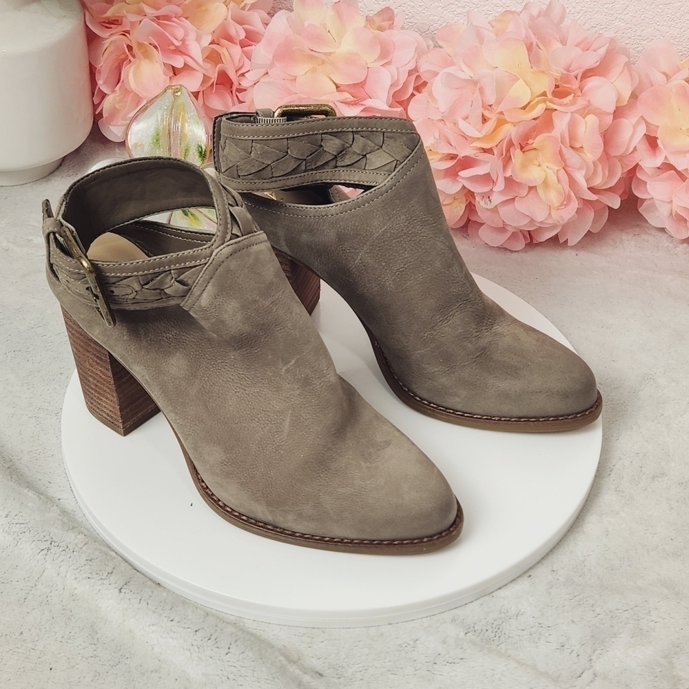 𝅺ALDO Grey Suede Adraynia Ankle Strap Block Heel Sling Back Size: 7.5 - Picture 6 of 11